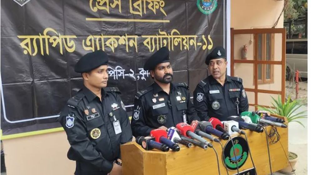 চাঁদপুরে জাহাজে ৭ খুনের রহস্য উদঘাটন