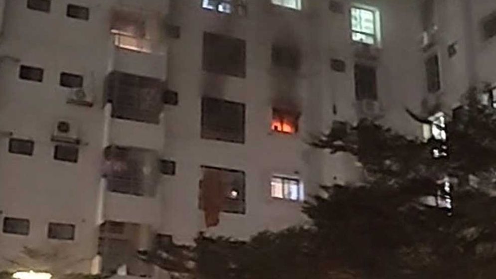 সচিবালয়ের আগে আগুন লেগেছিল সচিব নিবাসে