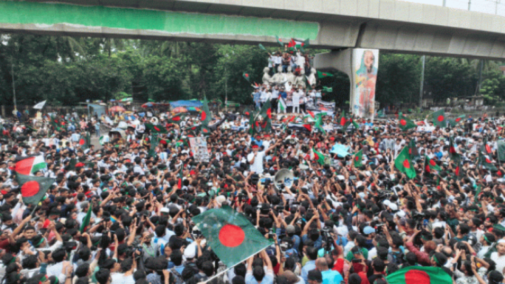 ৩ টায় কর্মসূচি হবে কিন্তু...