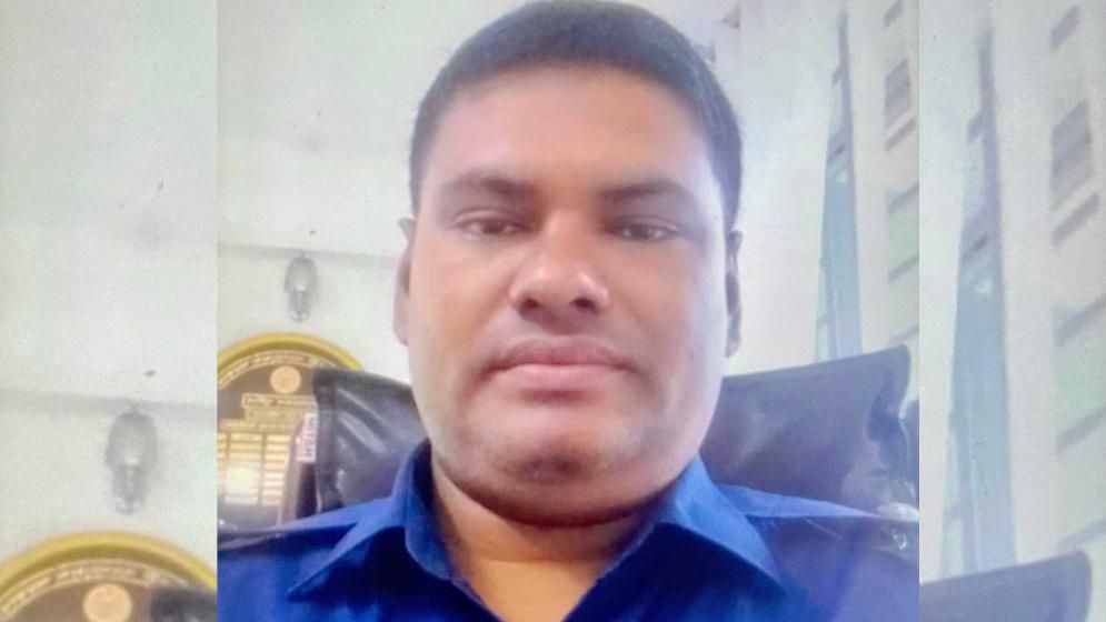 থানা থেকে ওসির মরদেহ উদ্ধার