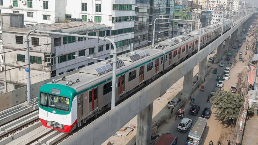 যান্ত্রিক ত্রুটিতে মেট্রোরেল চলাচল সাময়িক বন্ধ