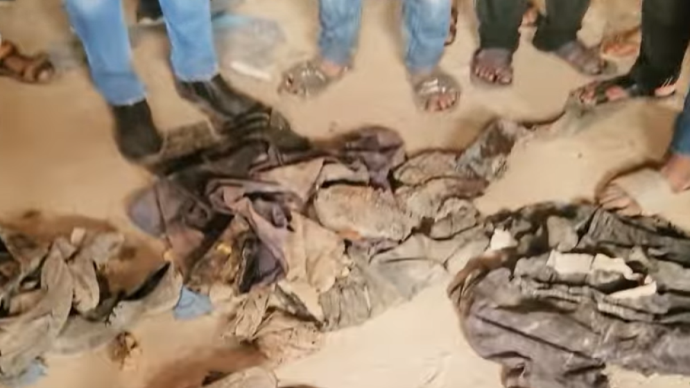 ধানমন্ডি ৩২ নম্বর ঘিরে রহস্য ঘনীভূত, মিলেছে বাচ্চাদের জামা-জুতা
