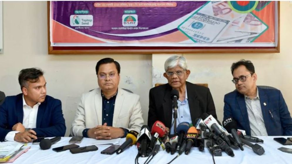 পুলিশের ৩০০ গাড়ি পুড়েছে, দিতে হবে ৫০০ কোটি টাকা: অর্থ উপদেষ্টা