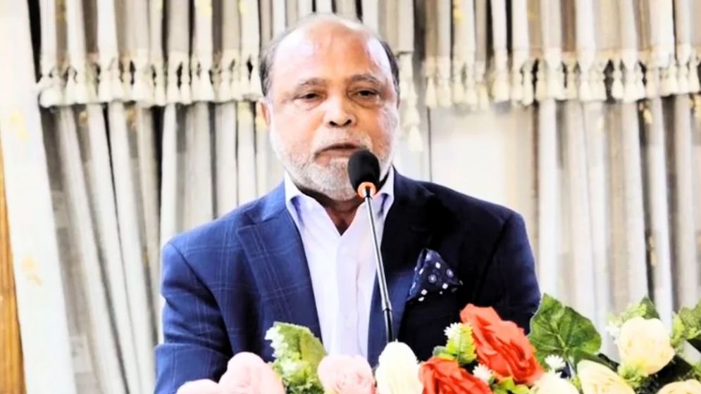 ‘হজযাত্রীপ্রতি ৩০ হাজার টাকা বেশি নিয়ে আমরা ভাগ করে নেব’