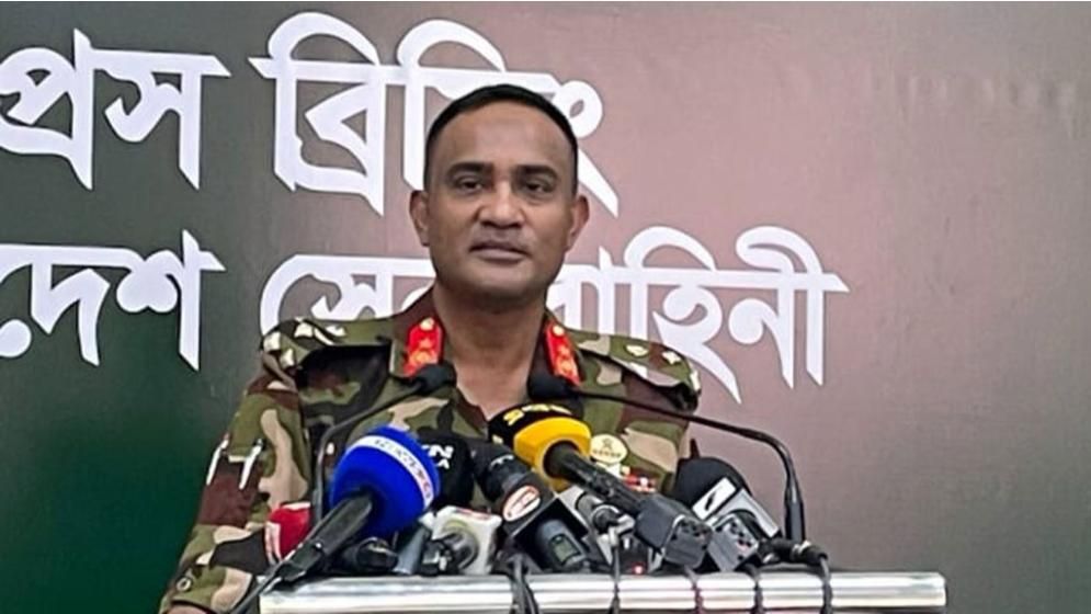 সরকারের সঙ্গে সেনাবাহিনীর কোনো ধরনের বিরোধ নেই