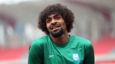 বাংলাদেশ দলের প্রতিনিধিত্ব করতে পেরে গর্বিত: হামজা